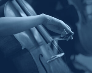 CSO Cellist Blue 800x640 1